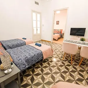  Hostal Private Next Liceu